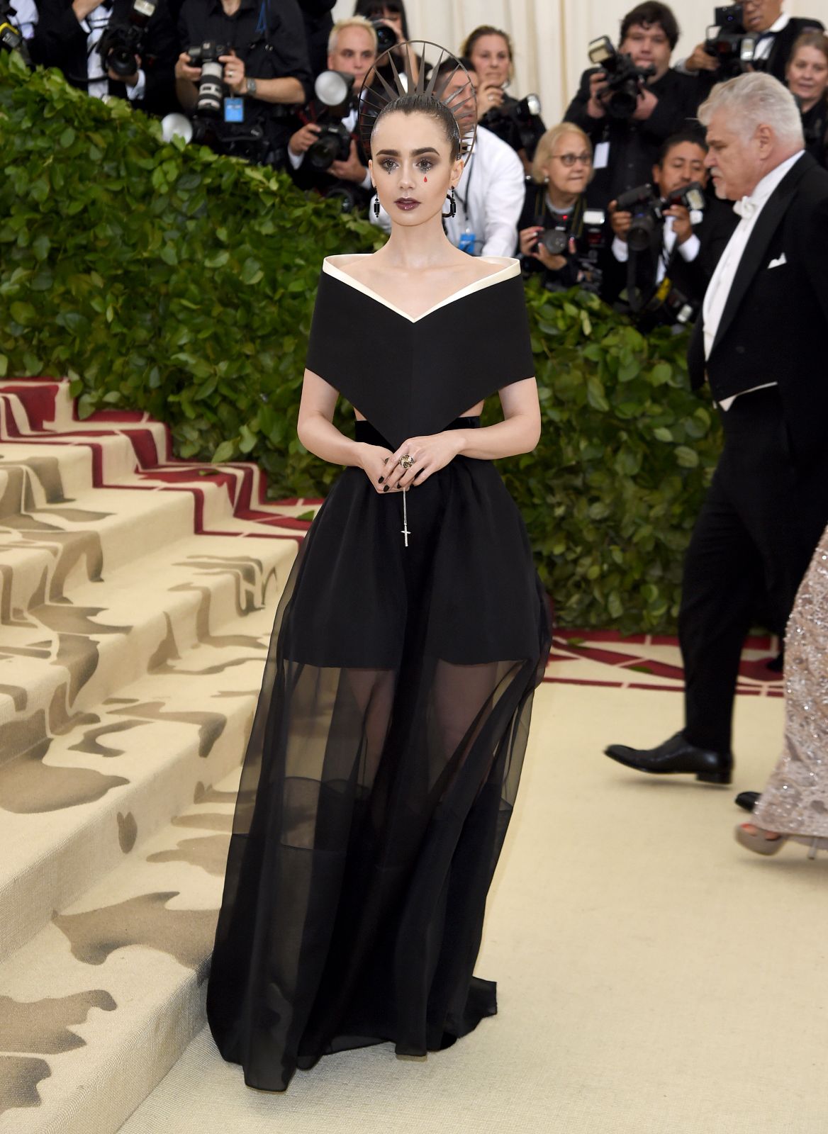 Met Gala Kırmızı Halı’da Şıklık ve Elbise Yarışı Met Gala Kırmızı Halı’da Şıklık ve Elbise Yarışı